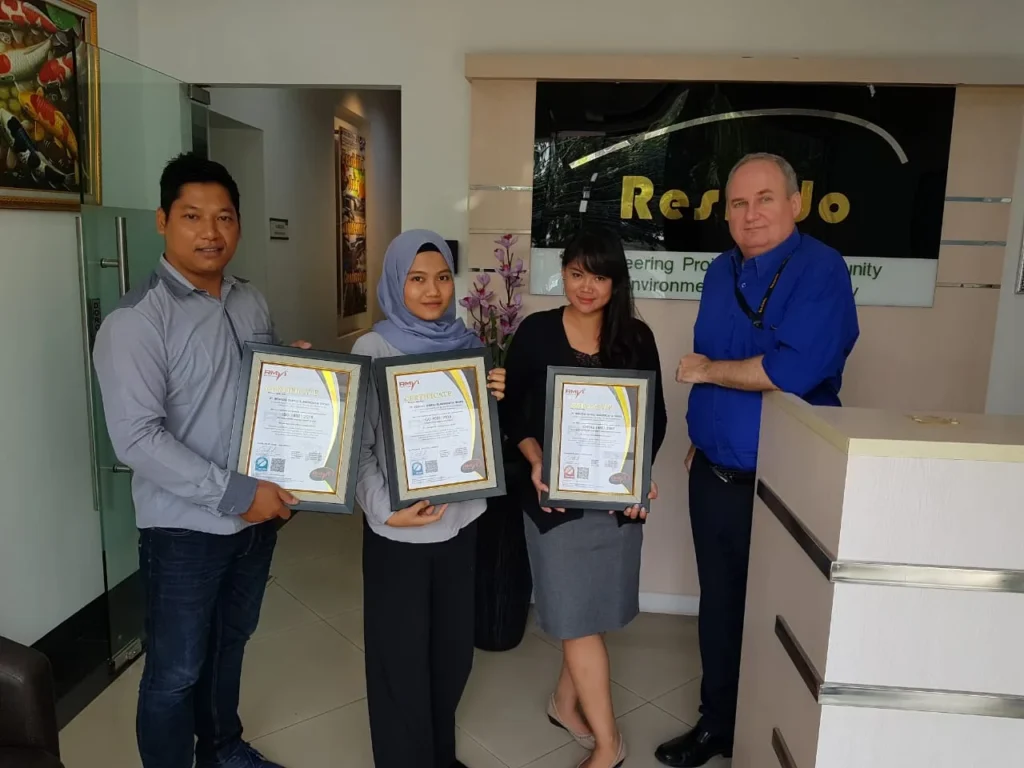 Mencari Sertifikasi ISO 45001 Terbaik
